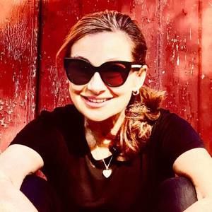 Meet your Posher, Julie